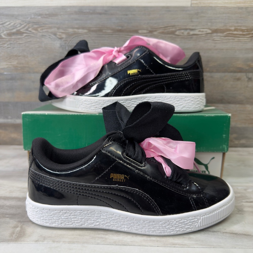 Puma‎ Basket Heart Patent PS Girls Size 2C Sneakers Ribbon Laces Black Pink